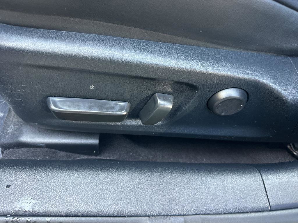 Used 2020 Lexus IS 350 F Sport w/ F Sport Package image 33