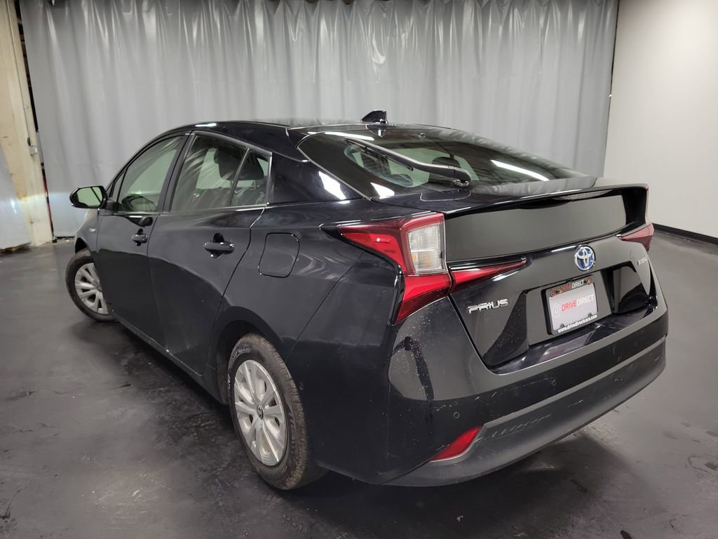Used 2022 Toyota Prius LE image 6