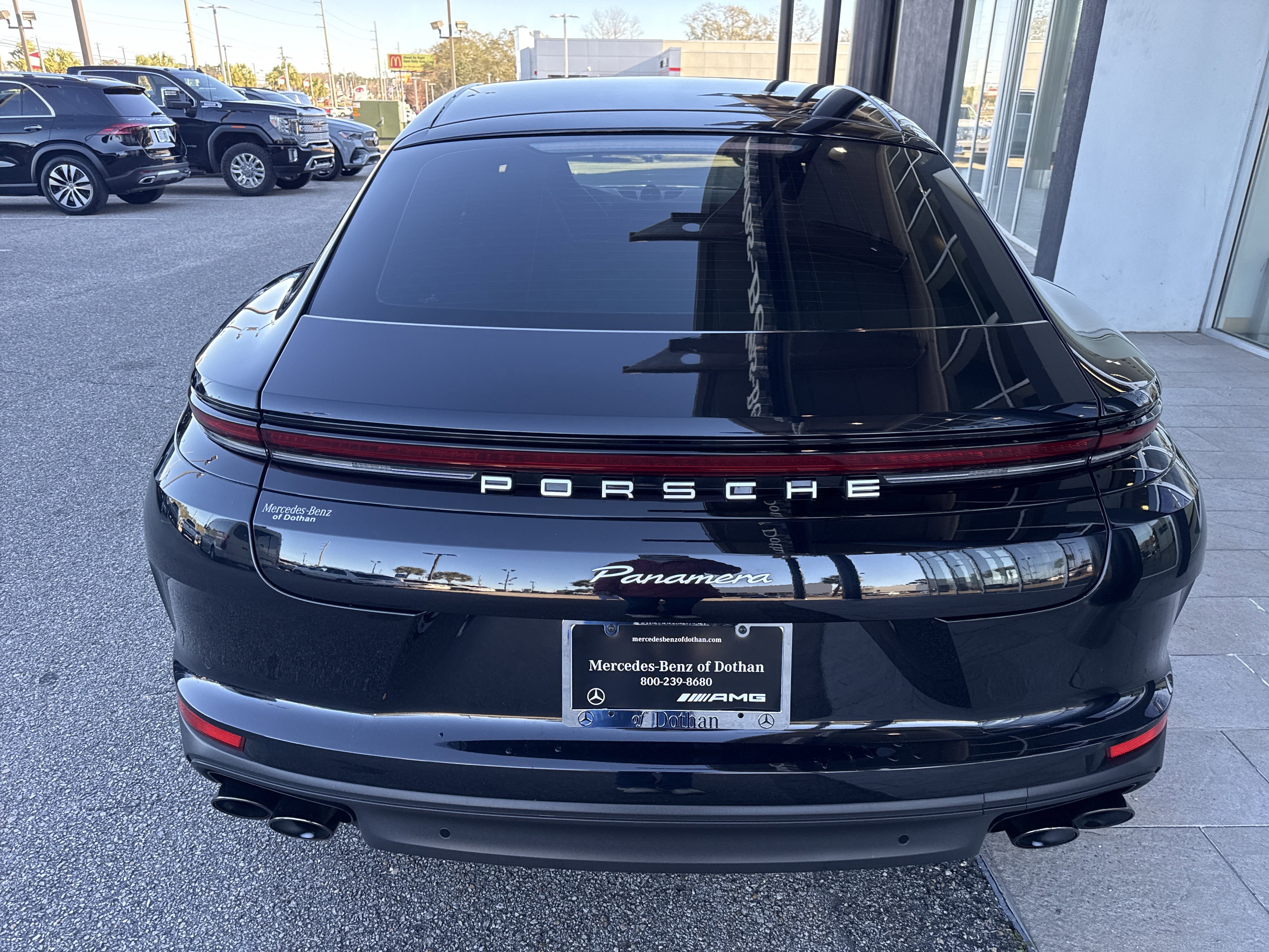 Used 2024 Porsche Panamera 4 image 4