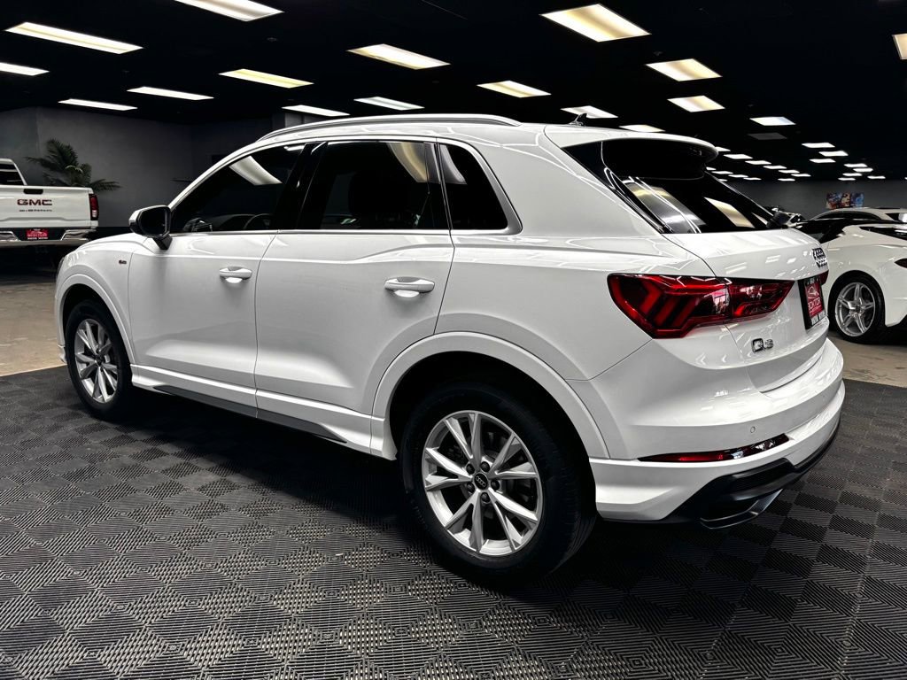 Used 2022 Audi Q3 2.0T Premium w/ Convenience Package AWD/4WD image 9