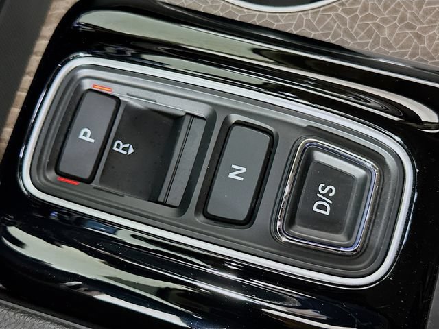 Used 2026 Honda Pilot Elite image 17