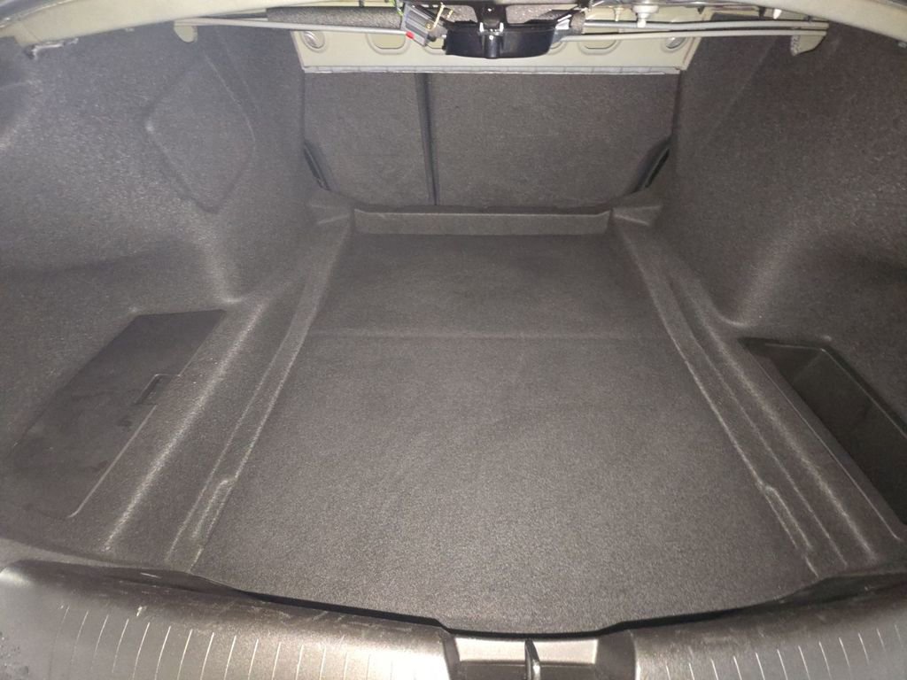 Used 2021 Cadillac CT4 Luxury w/ Sun And Sound Package image 29