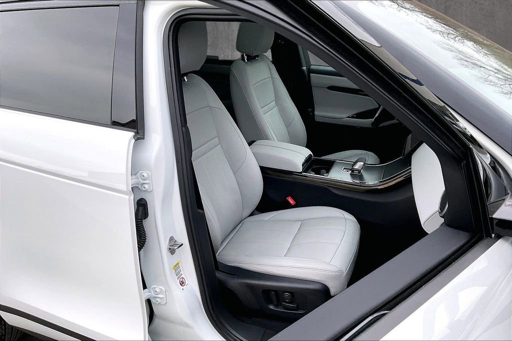 Certified 2026 Land Rover Range Rover Evoque S AWD/4WD image 29