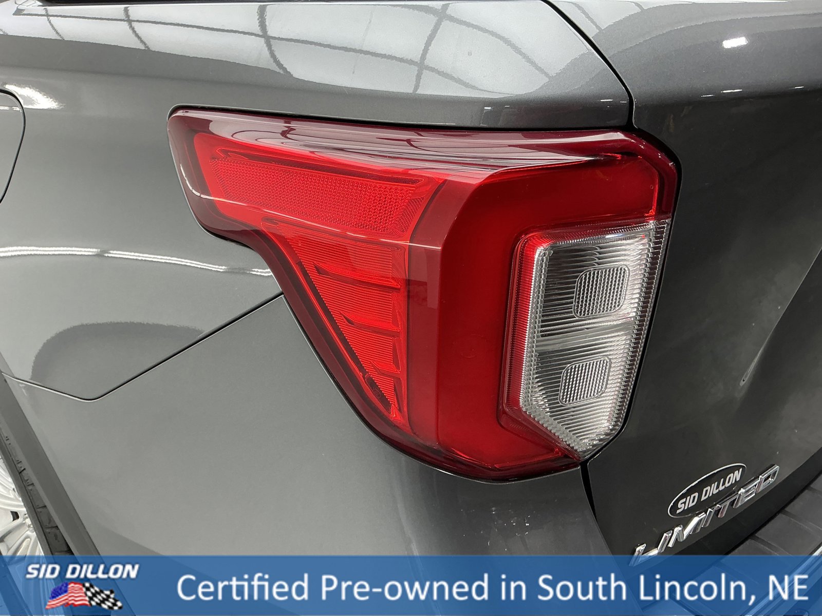 Used 2021 Ford Explorer Limited w/ Hybrid Equipment Group 310A image 22