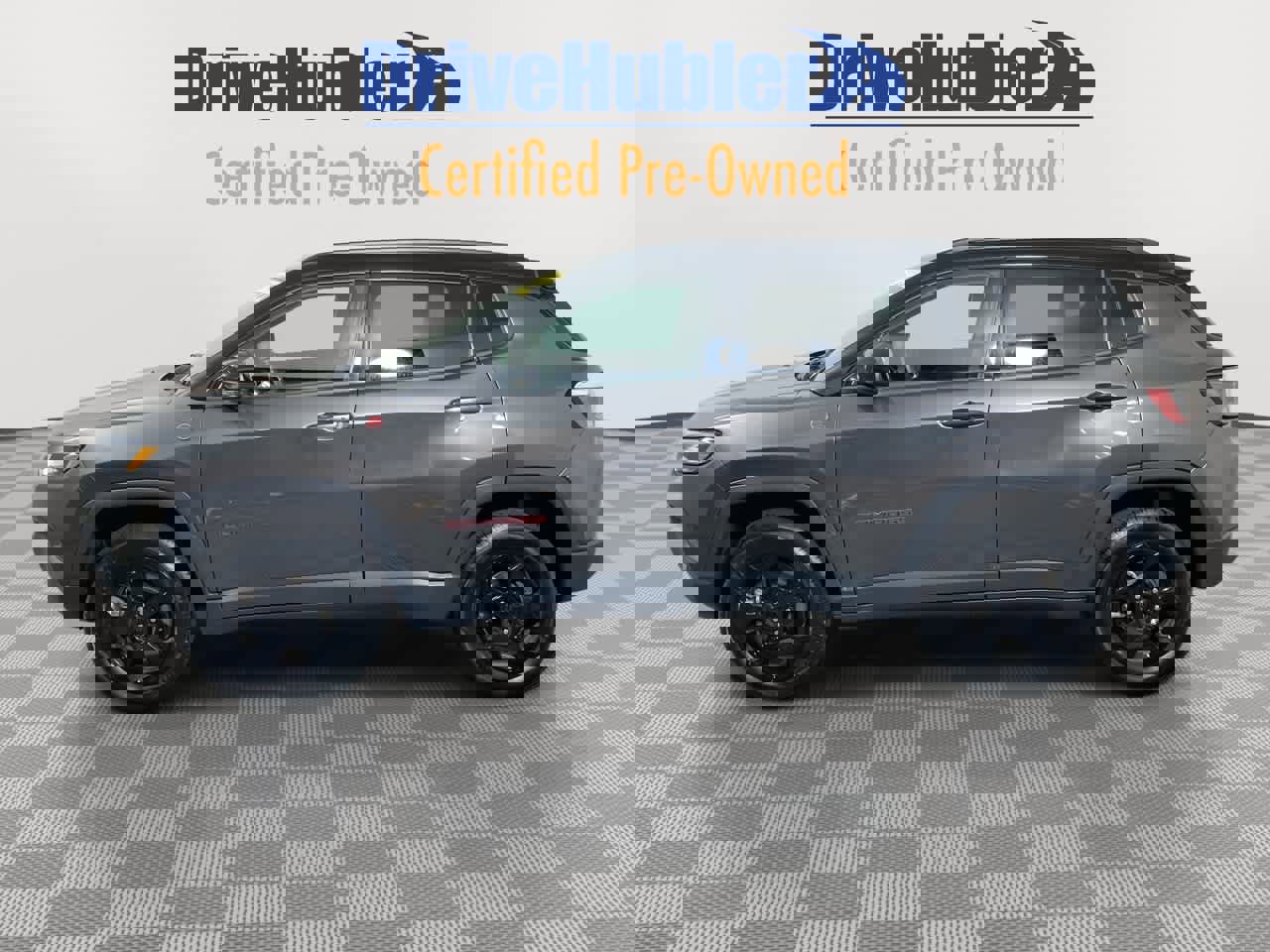 Used 2023 Jeep Compass Trailhawk image 5