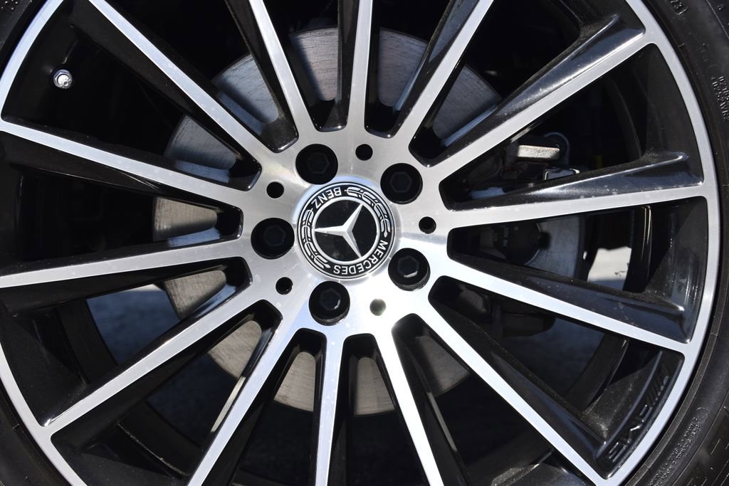 Certified 2023 Mercedes-Benz GLC 300 4MATIC Coupe image 11
