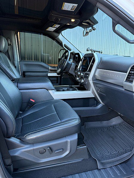 Used 2022 Ford F250 Lariat w/ Tremor Off-Road Package image 8