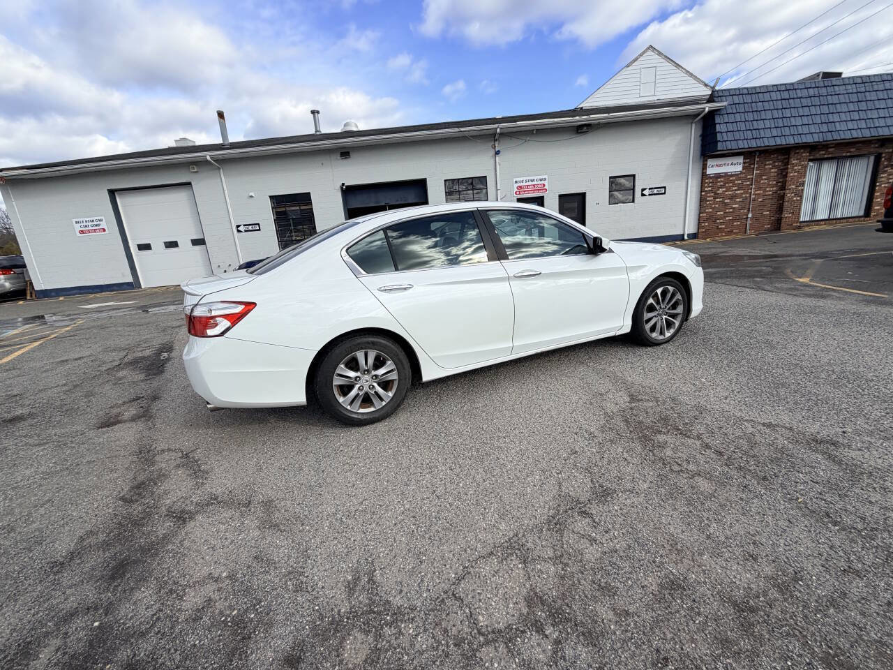 Used 2014 Honda Accord Sport image 10