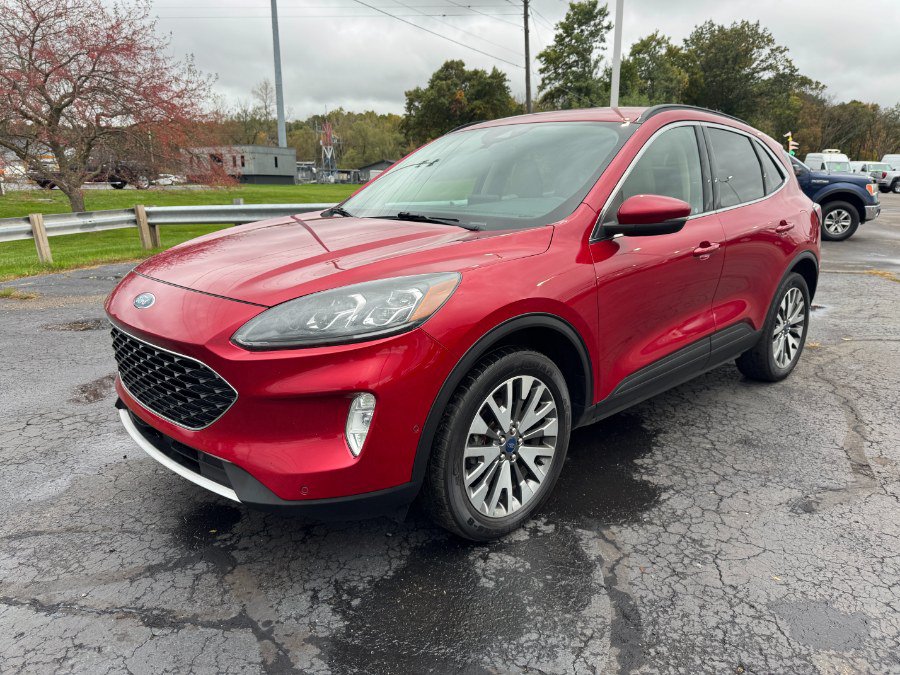 Used 2020 Ford Escape Titanium AWD/4WD image 1
