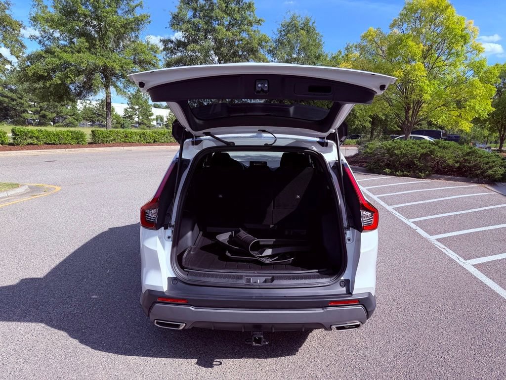 Used 2024 Honda CR-V Sport image 12