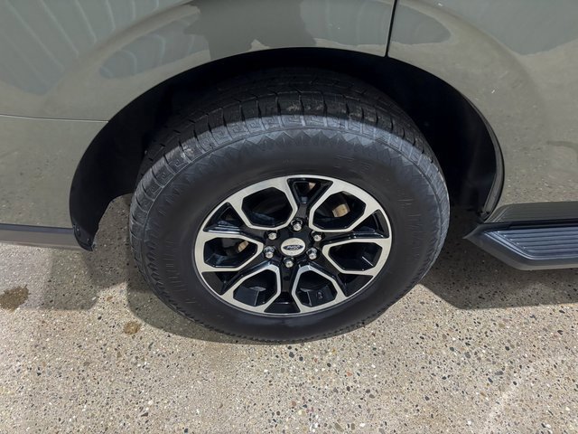 Used 2024 Ford Expedition XLT image 10