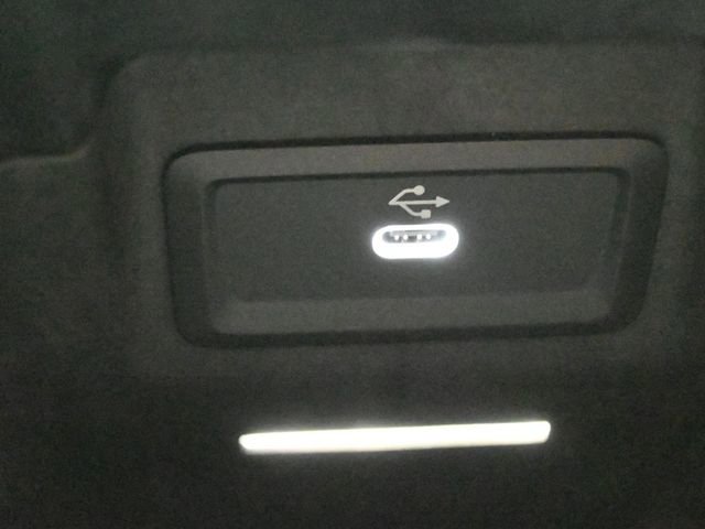 New 2026 Mercedes-Benz GLC 300 image 9