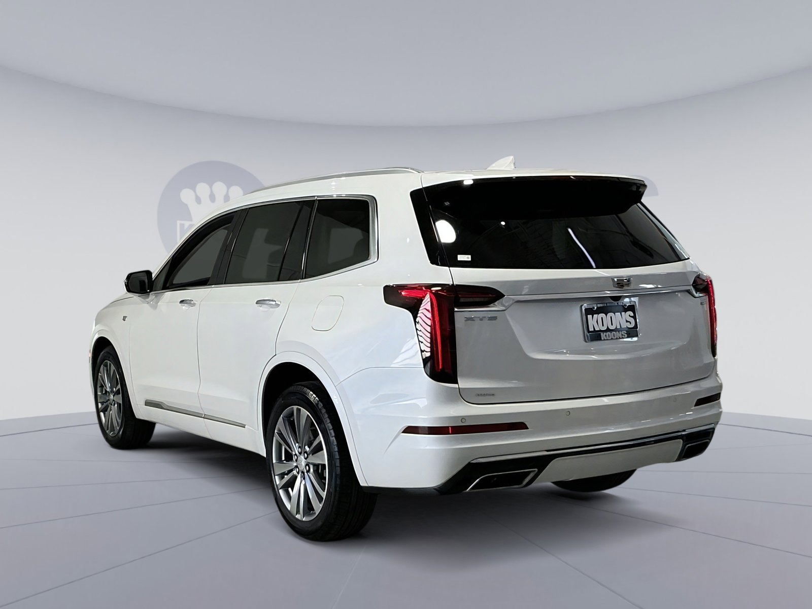 Used 2023 Cadillac XT6 Premium Luxury AWD/4WD image 14