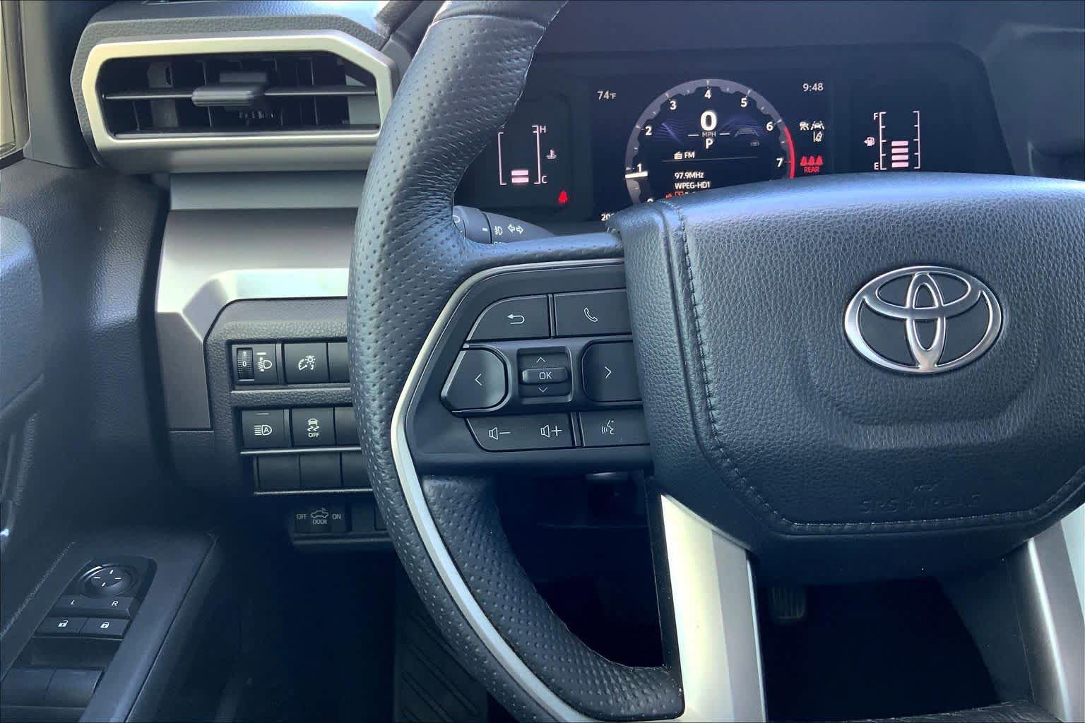 Used 2024 Toyota Tacoma SR5 image 23