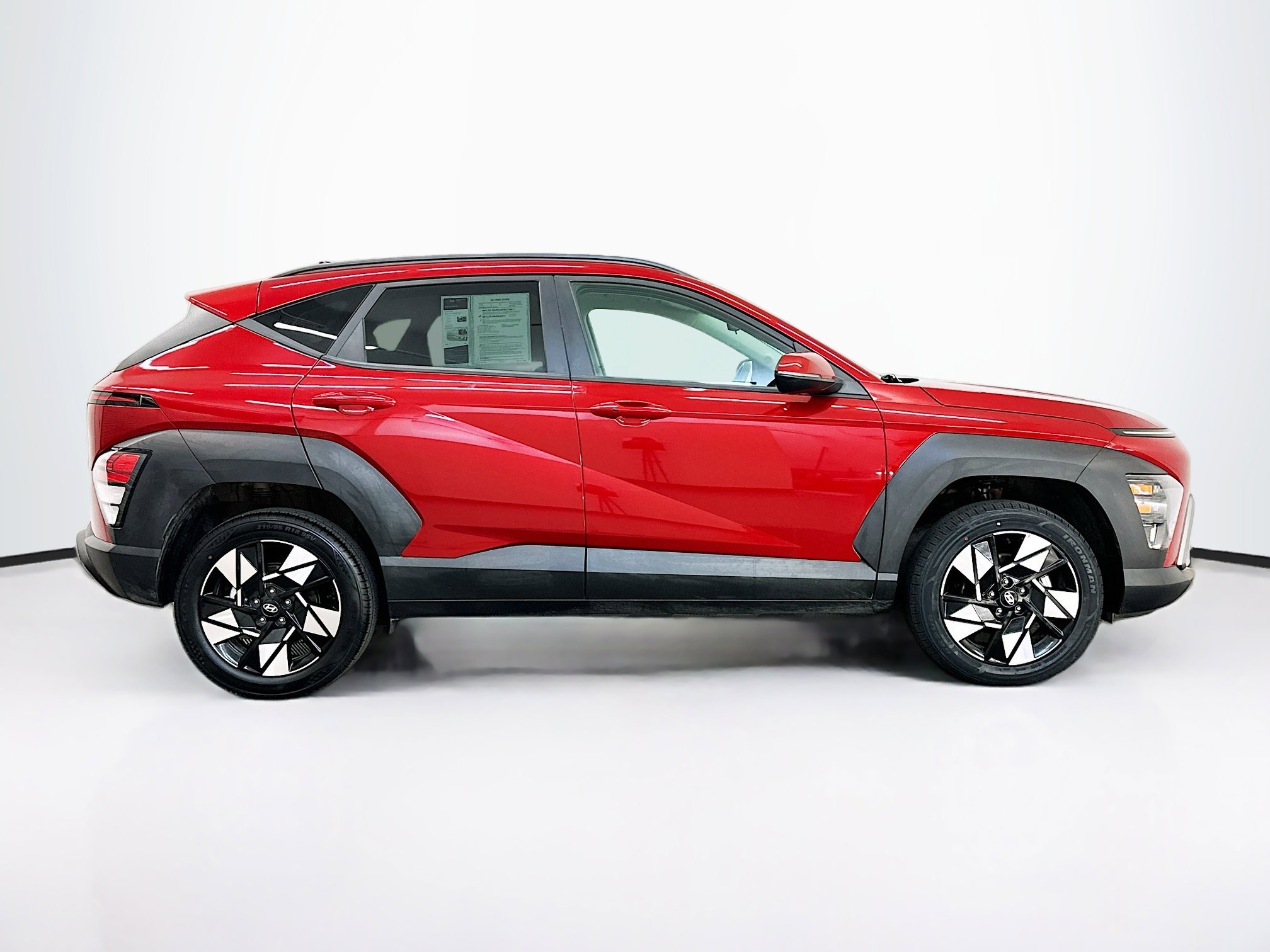 Used 2025 Hyundai Kona SEL image 10