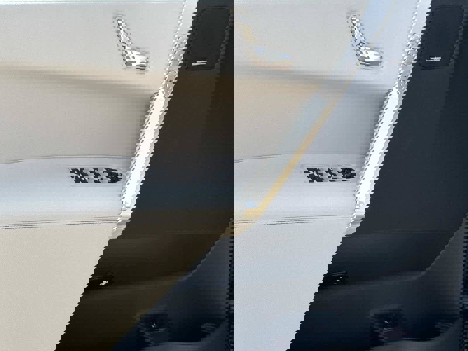 New 2026 BMW iX xDrive45 image 27