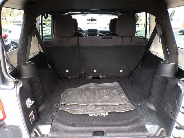 Used 2014 Jeep Wrangler Unlimited Sport w/ Connectivity Group image 17