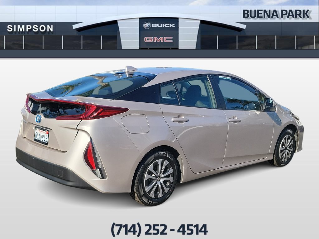 Used 2021 Toyota Prius Prime LE w/ Carpet Mat Package (TMS) FWD image 8