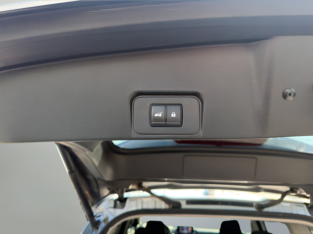 Certified 2024 Nissan Rogue SV AWD/4WD image 28