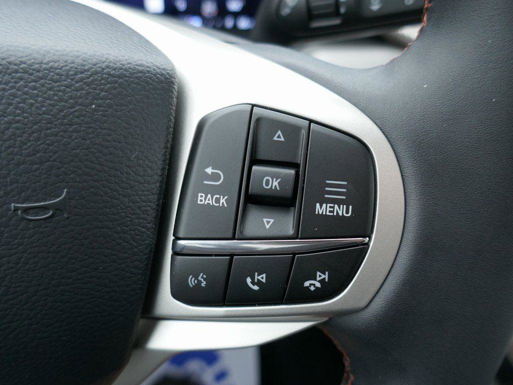 New 2026 Ford Explorer Active w/ Active Comfort Package AWD/4WD image 17