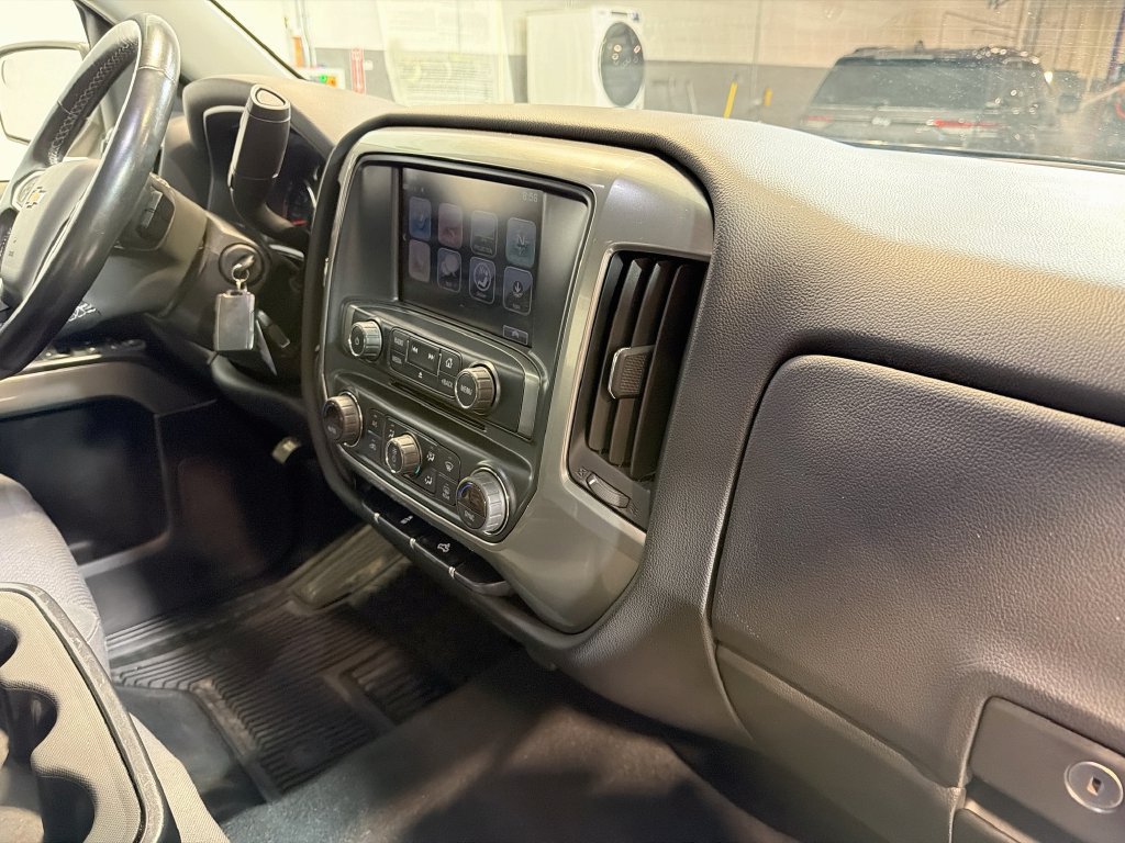 Used 2019 Chevrolet Silverado 1500 LT w/ All Star Edition AWD/4WD image 21