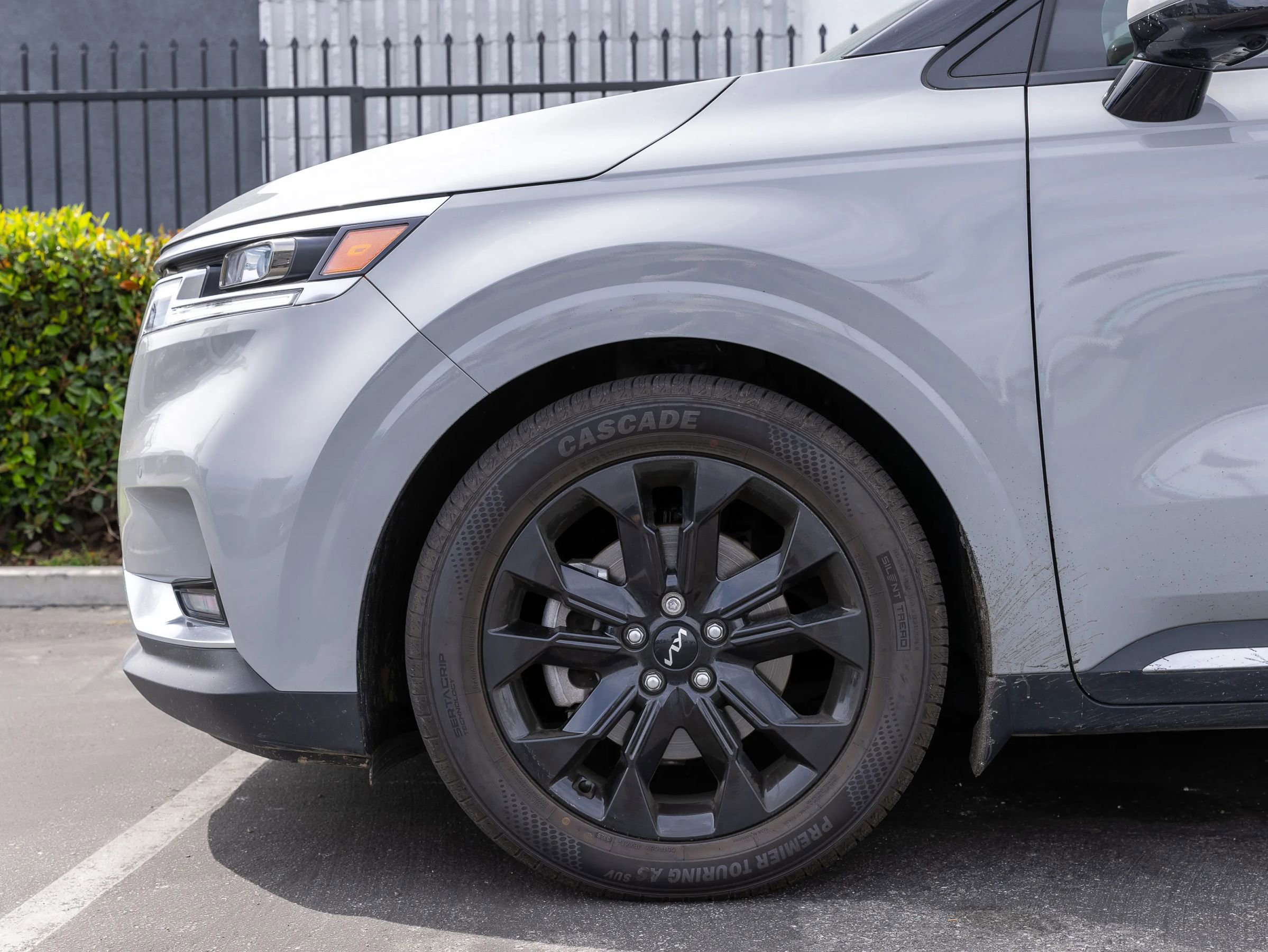 Used 2022 Kia Carnival SX Prestige image 11