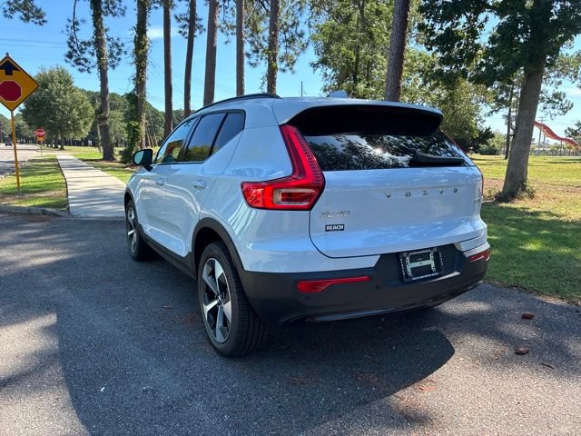 New 2026 Volvo XC40 B5 Plus w/ Protection Package Premier AWD/4WD image 7