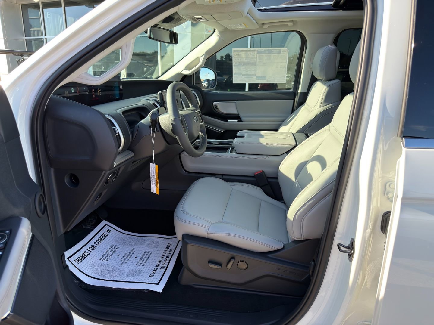 New 2025 Ford Expedition Active image 22