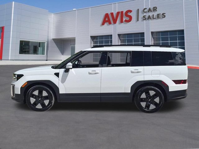Used 2025 Hyundai Santa Fe SEL FWD image 9