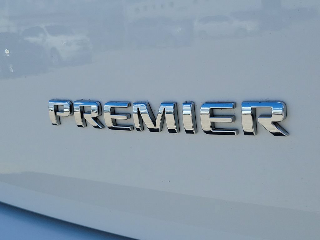 Used 2020 Chevrolet Traverse Premier w/ LPO, Floor Liner Package FWD image 6