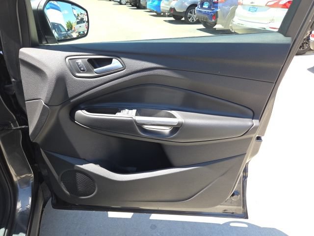 Used 2019 Ford Escape SE FWD image 26