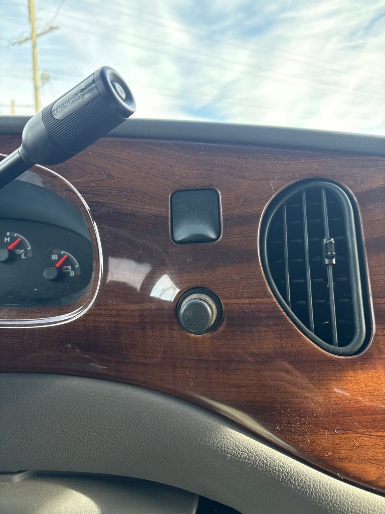 Used 2002 Ford E-150 and Econoline 150 image 20