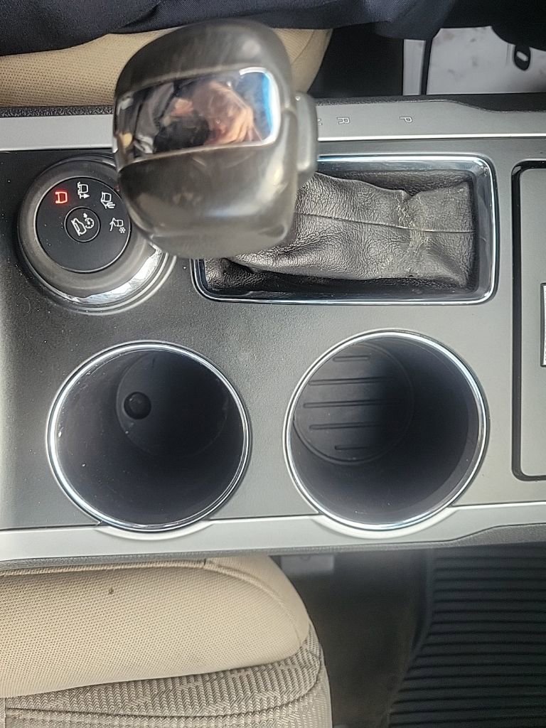 Used 2014 Ford Explorer XLT image 16