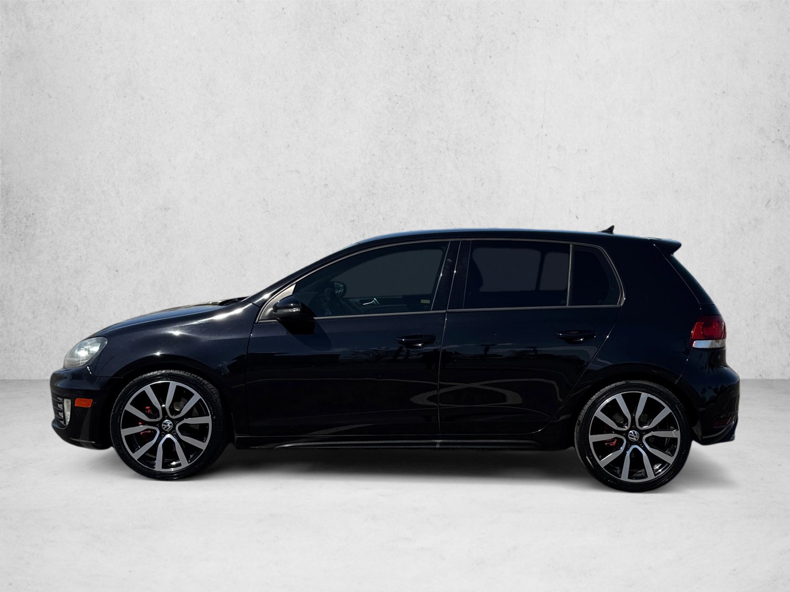 Used 2014 Volkswagen GTI Wolfsburg Edition FWD image 8