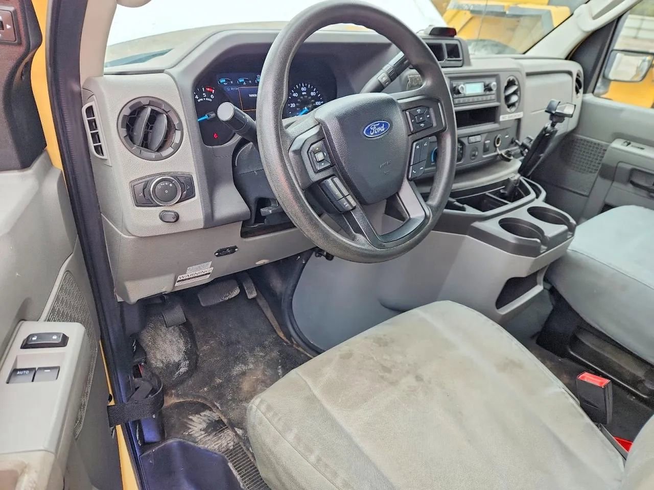 Used 2021 Ford E-450 and Econoline 450 Super Duty RWD image 10