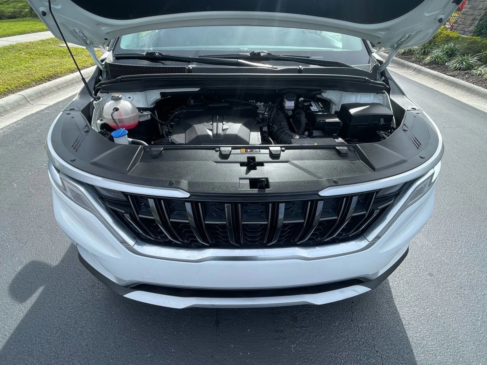 Used 2022 Kia Carnival LX image 13