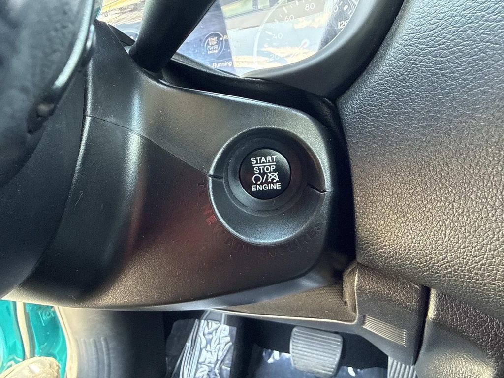 Used 2021 Jeep Renegade Limited AWD/4WD image 32