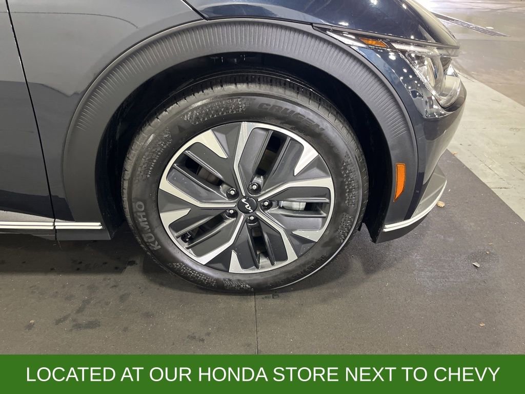 Used 2022 Kia EV6 Light image 10