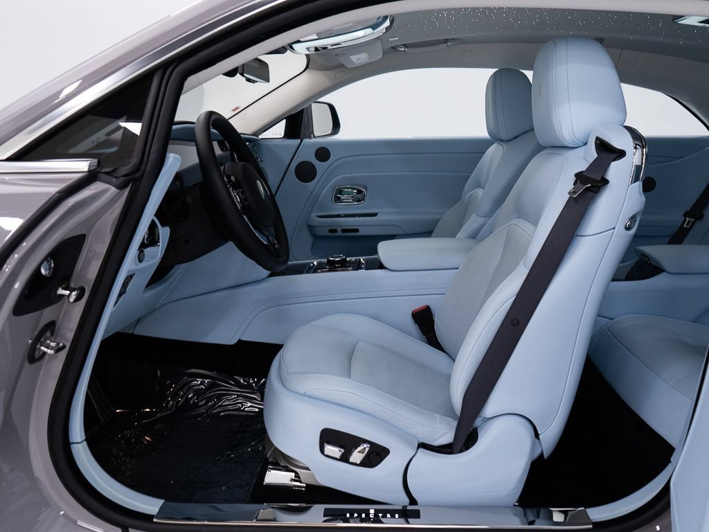 Certified 2024 Rolls-Royce Spectre w/ Spectre Launch Package AWD/4WD image 15