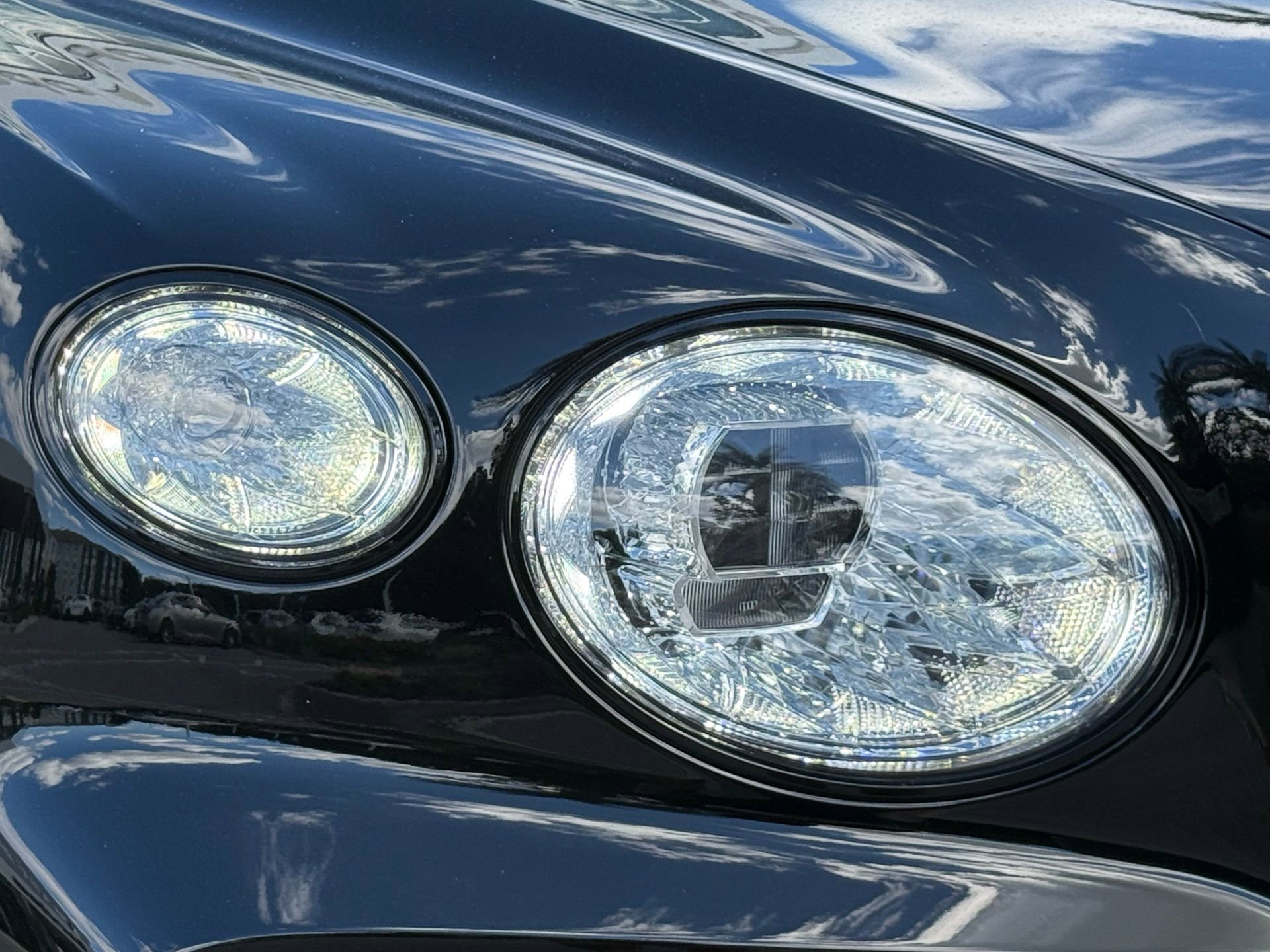 New 2025 Bentley Bentayga image 9