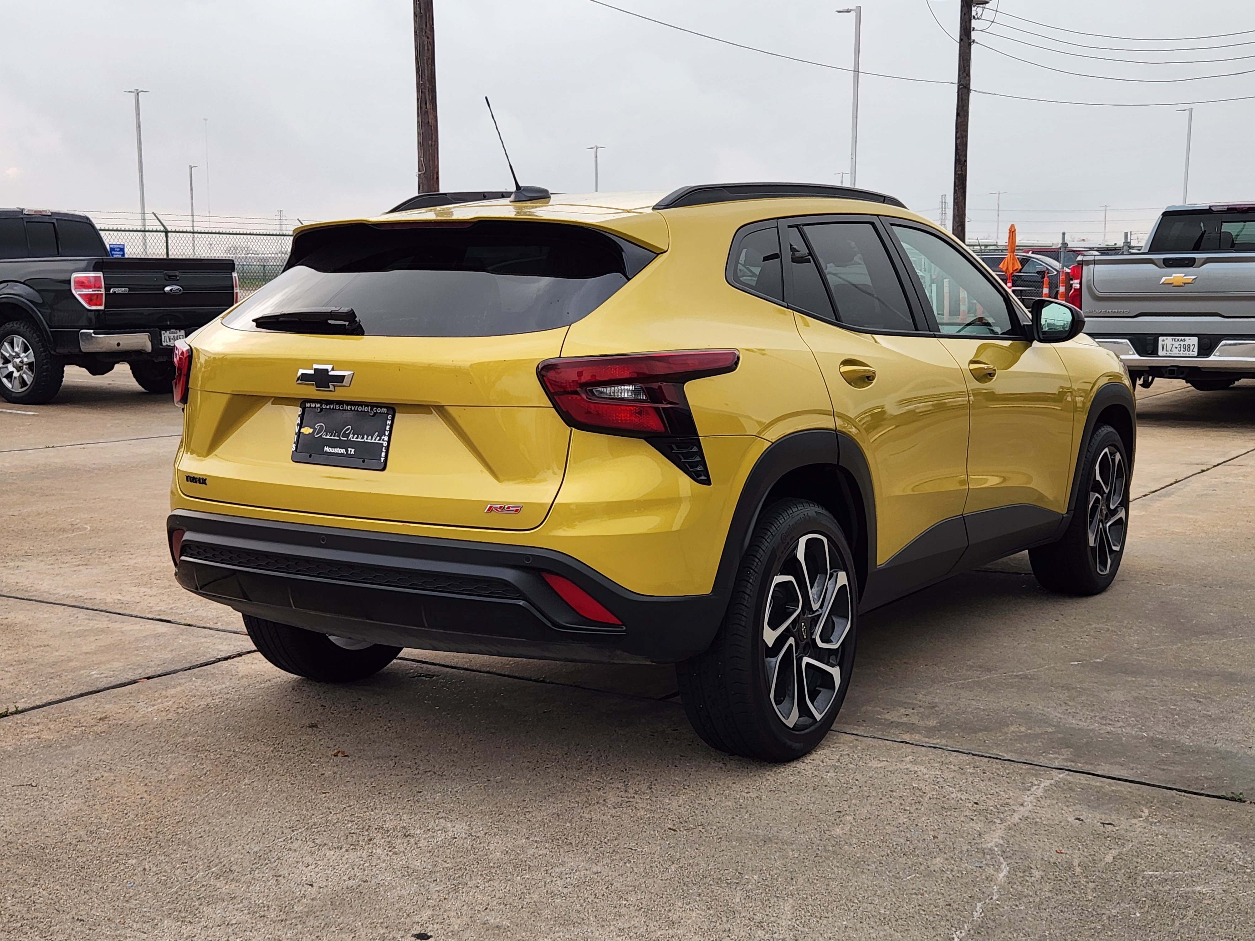 Certified 2024 Chevrolet Trax RS w/ Driver Confidence Package image 6