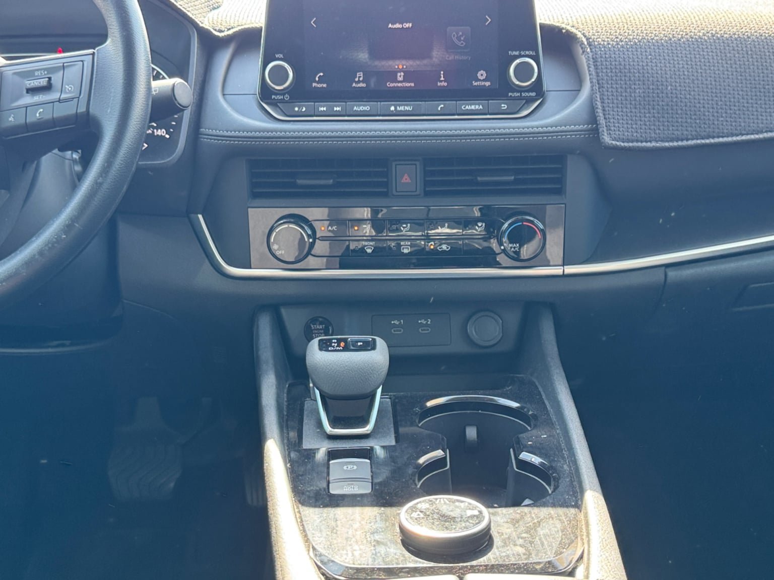 Used 2025 Nissan Rogue S AWD/4WD image 15
