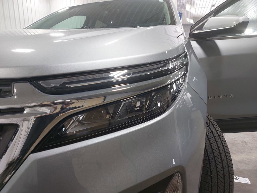 Used 2024 Chevrolet Equinox LT AWD/4WD image 31