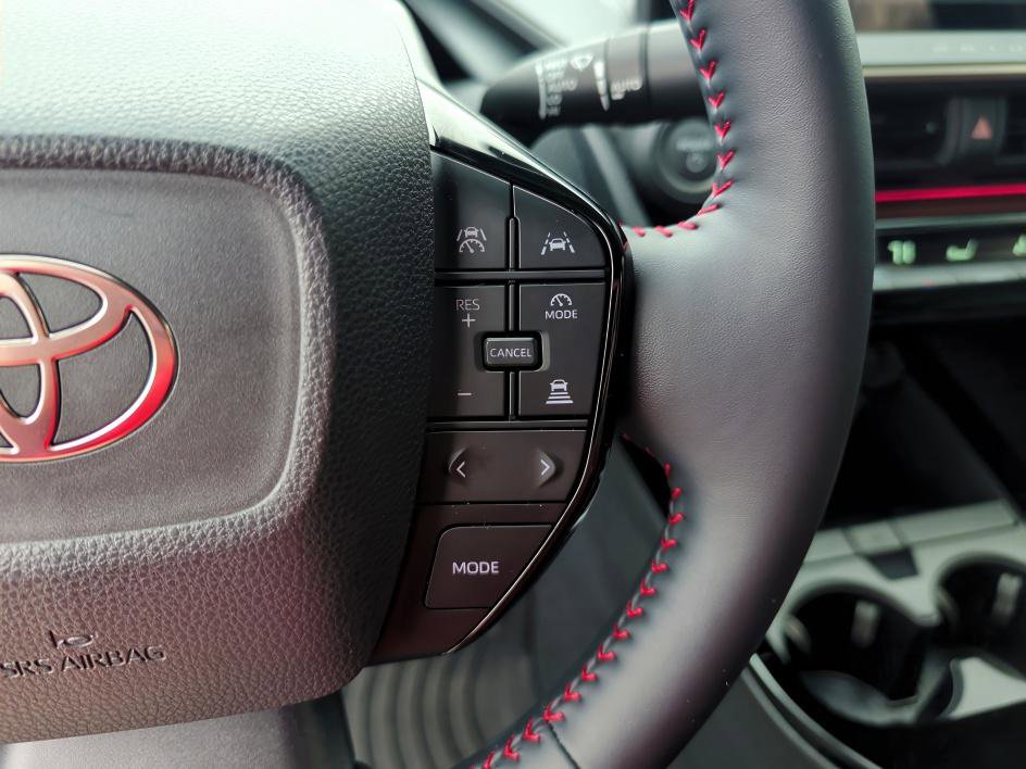 Used 2026 Toyota Prius Plug-In Hybrid image 20