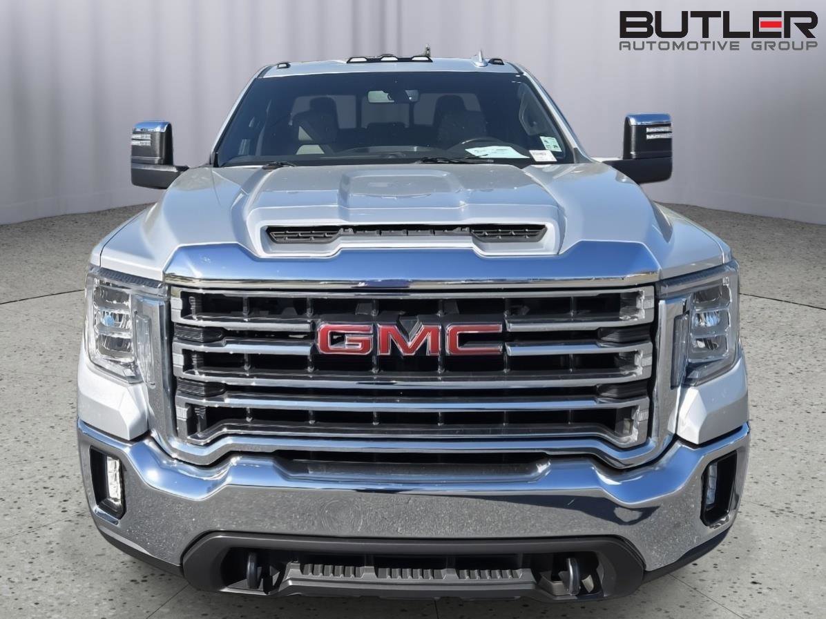 Used 2022 GMC Sierra 2500 SLT w/ SLT Convenience Package image 3