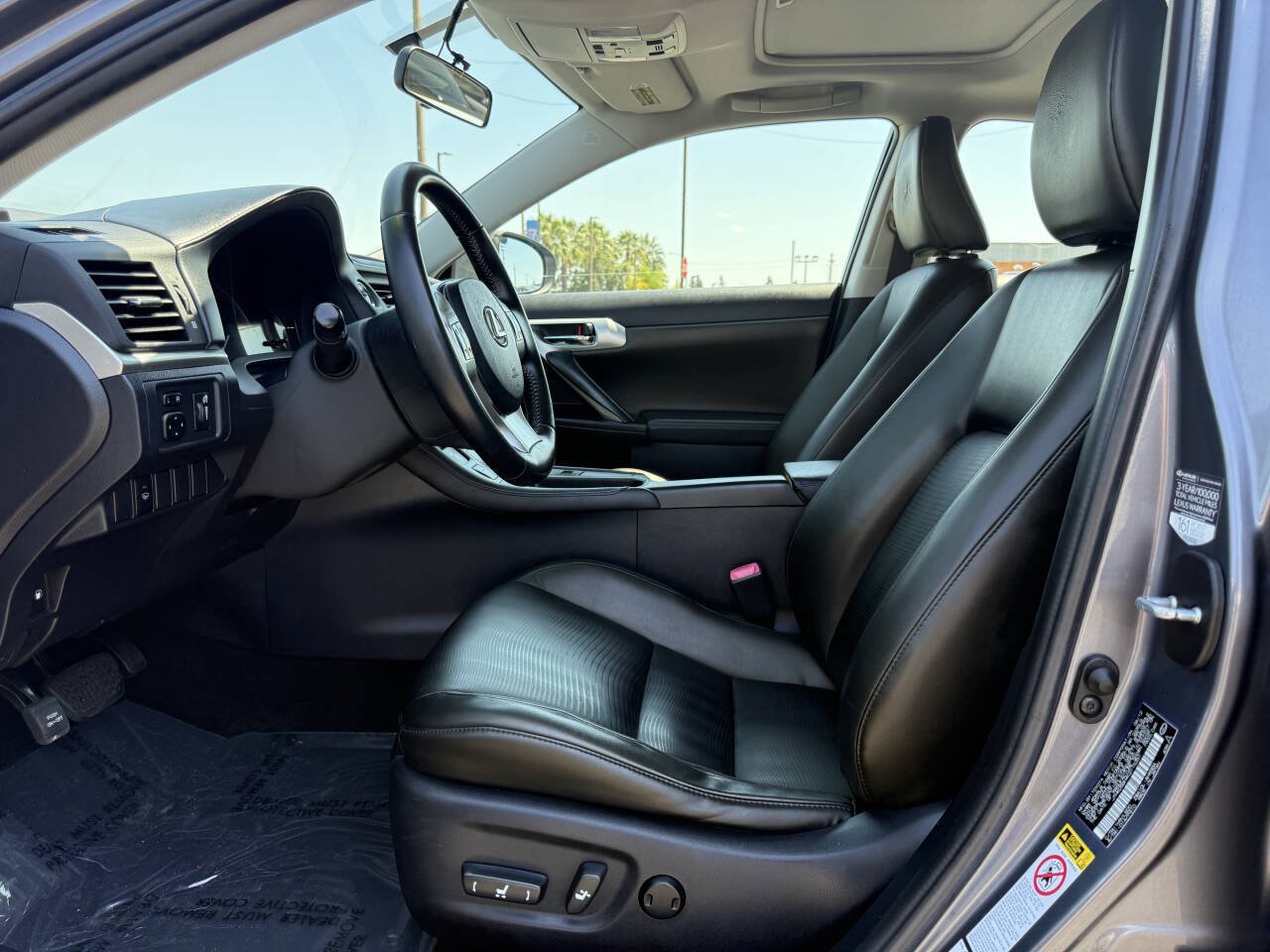 Used 2012 Lexus CT 200h Premium FWD image 10
