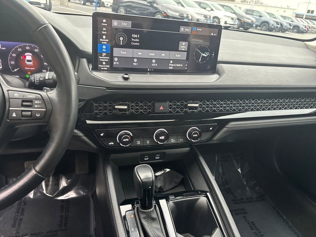 Used 2024 Honda Accord EX-L image 31