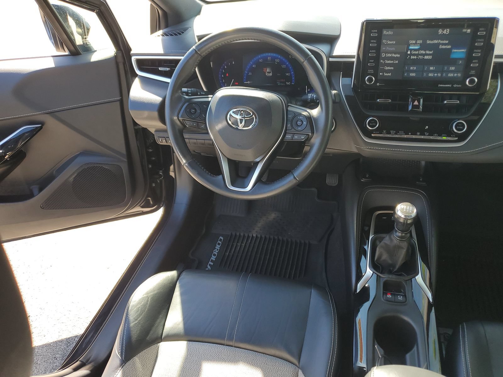 Used 2020 Toyota Corolla XSE FWD image 10