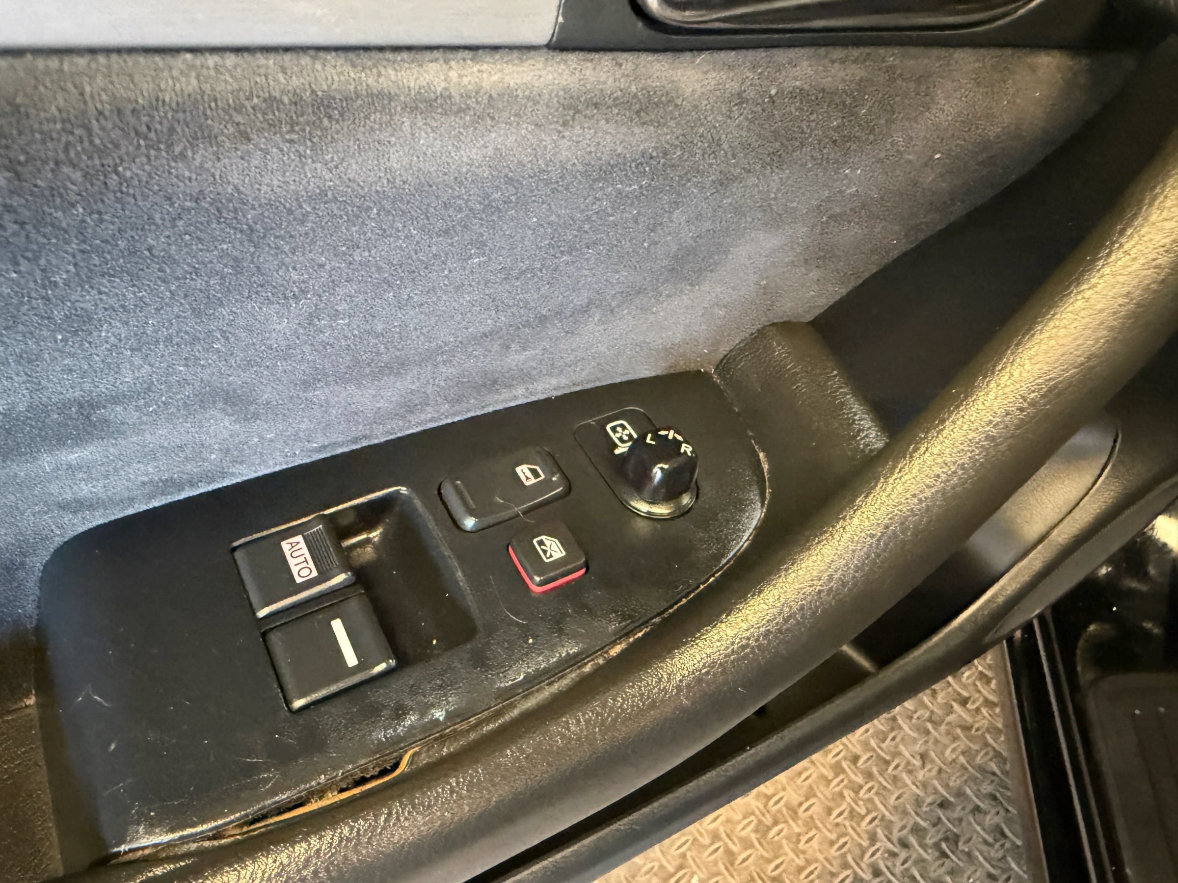 Used 2005 Honda Accord EX image 9