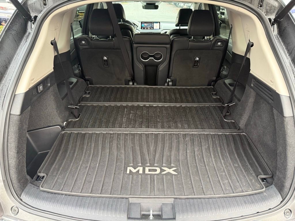Used 2024 Acura MDX SH-AWD w/ Technology Package image 15